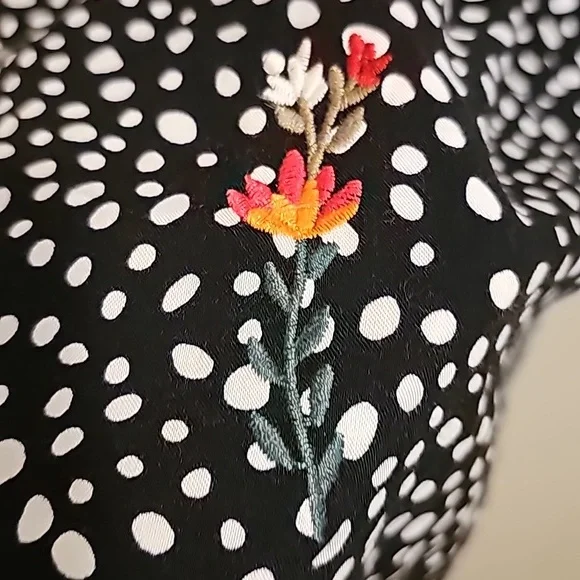 Embroidered Savanna Jane Top - Picture 4 of 8